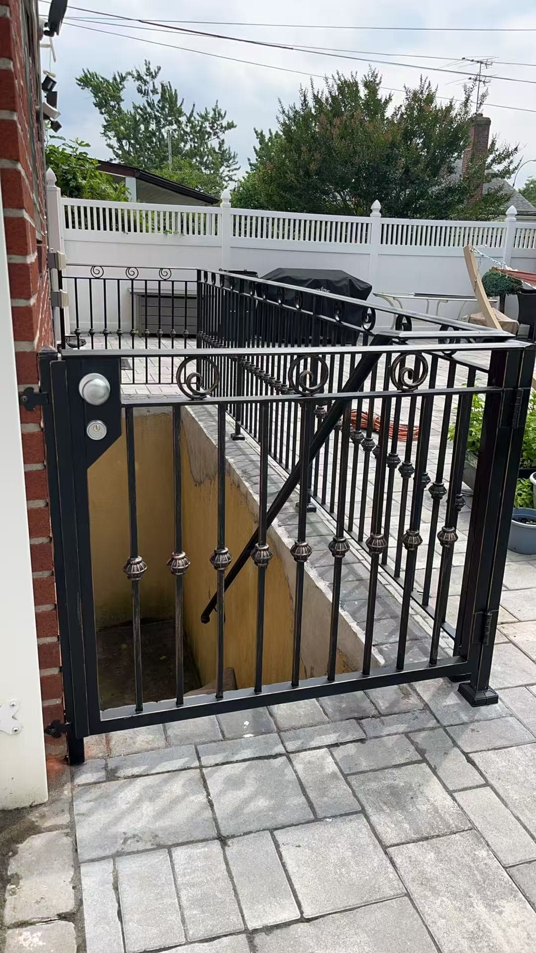 7fd9fd3cb79f112cb610ce482e981bb0 — #P-0366 — DOOR — Custom Iron Works by JYC Steel NYC