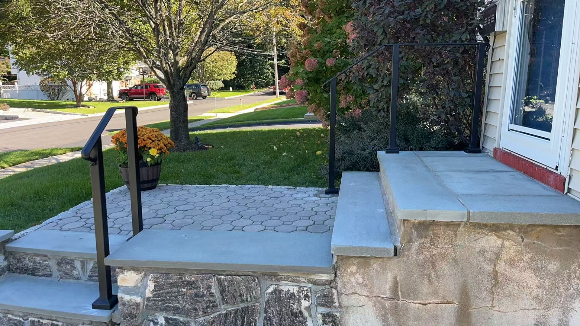 ca5da21ab3275909354f52ef86ed9910 — #P-0702 — HANDRAIL — Custom Iron Works by JYC Steel NYC