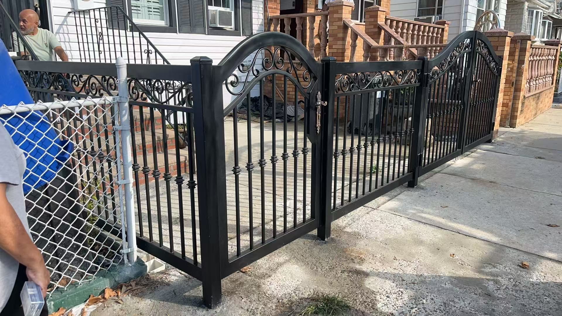 16d697bba24319add0b83f4f16aa1530 — #P-0708 — GATE — Custom Iron Works by JYC Steel NYC