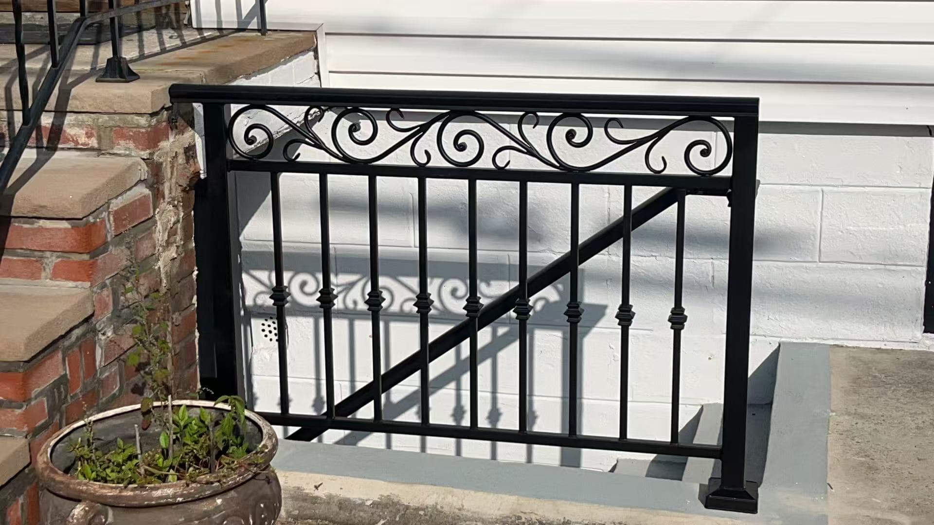 3bc95ad1960e99bbe0834ea6c80e40ad — #P-0712 — GATE — Custom Iron Works by JYC Steel NYC