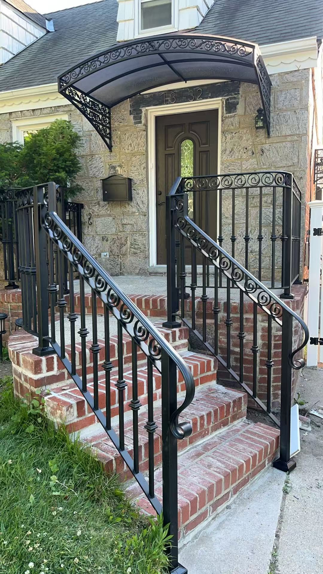 94d651eb17c2259f95cd23715e9cfb7d — #P-0296 — RAIL — Custom Iron Works by JYC Steel NYC
