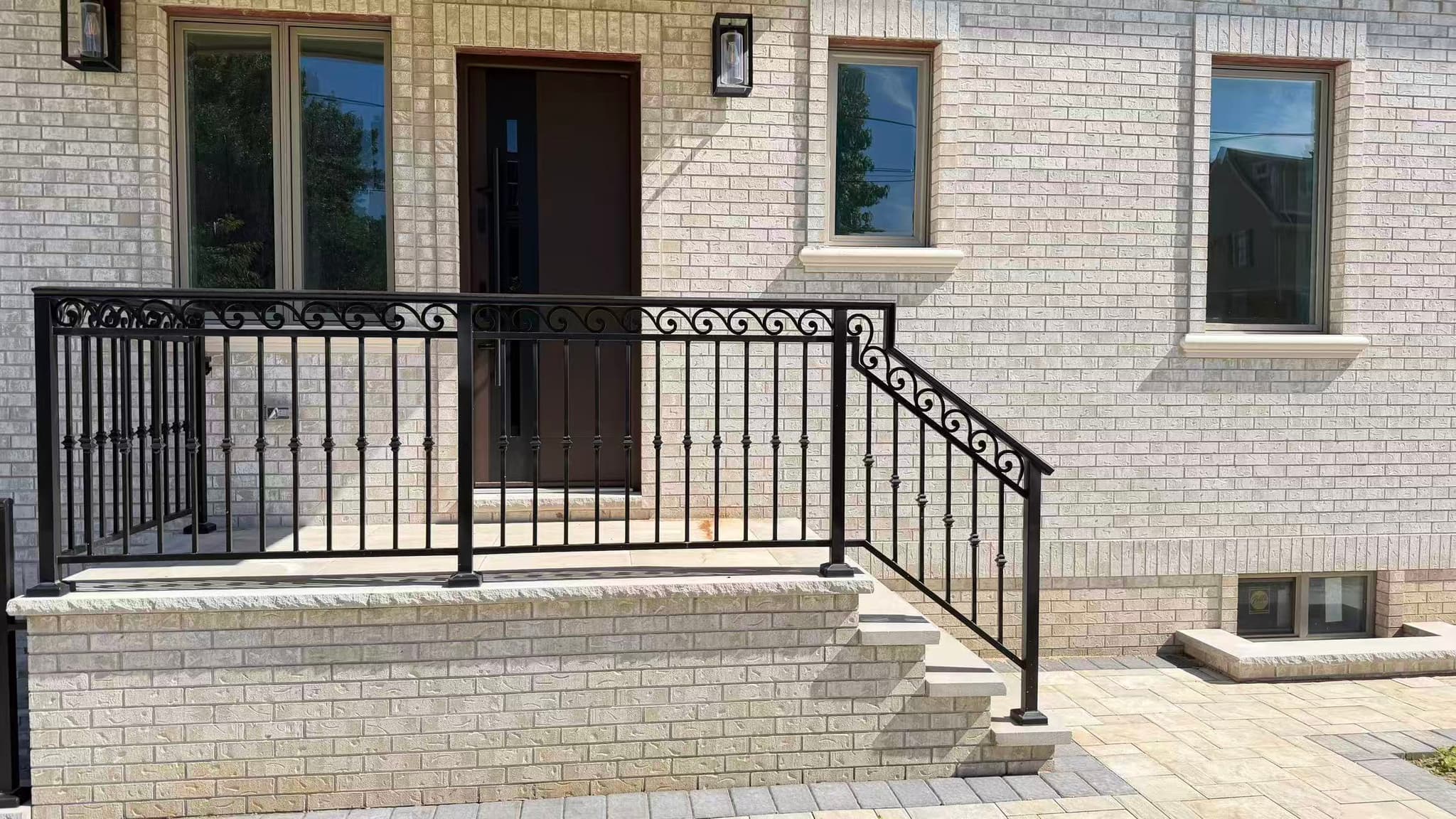 f171f0f1c1f4557adcfe2c916dd3a1a1 — #P-0300 — RAIL — Custom Iron Works by JYC Steel NYC