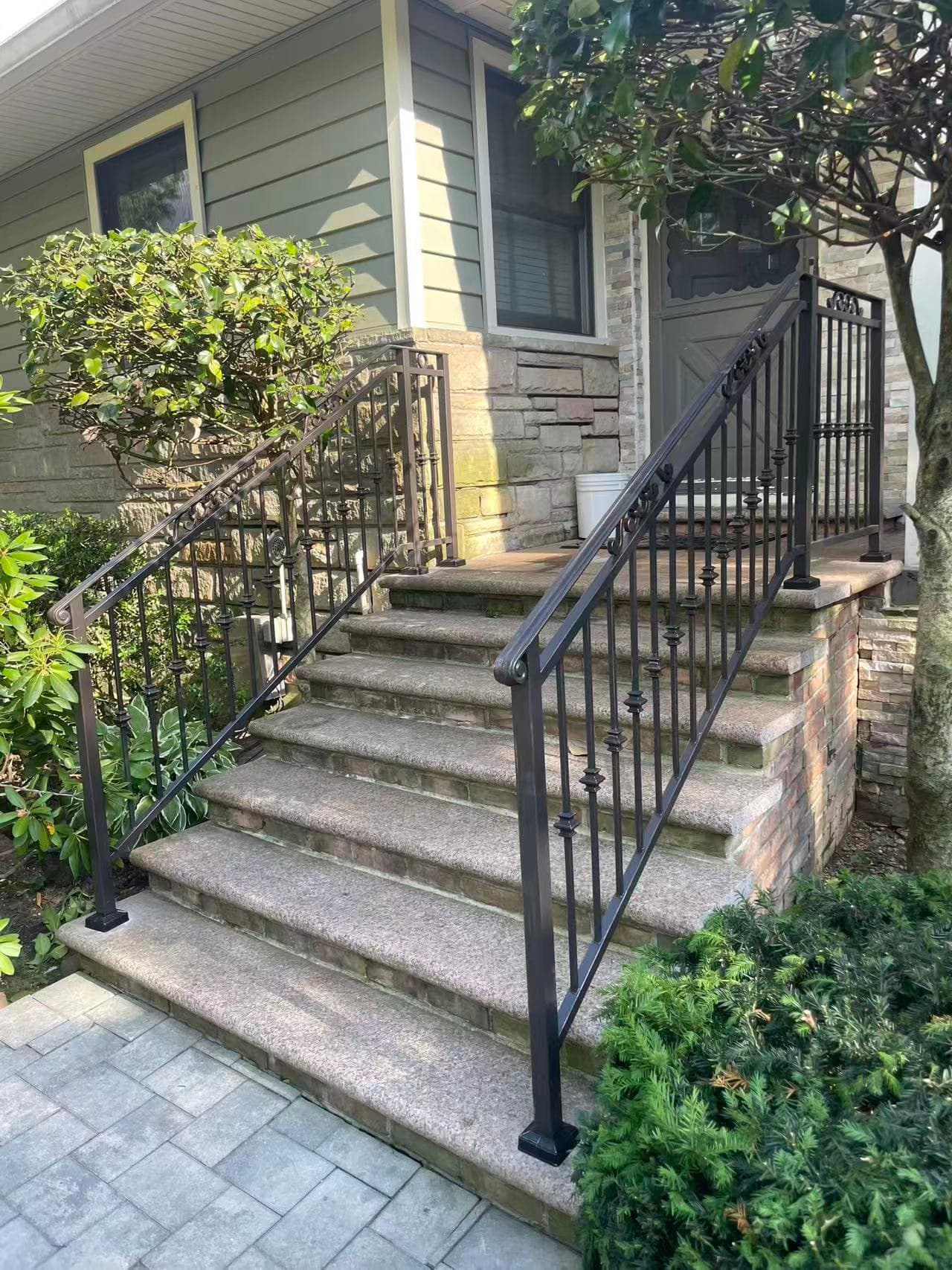 b3a83c0b4906bbcb832d1262957f6b9c — #P-0309 — RAIL — Custom Iron Works by JYC Steel NYC