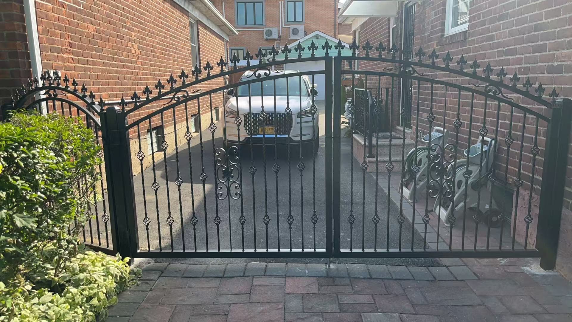 19887784491d8ca165356573c351bad8 — #P-0413 — GATE — Custom Iron Works by JYC Steel NYC