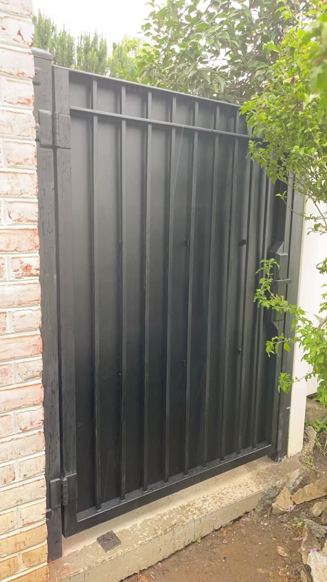 b97047d37b14bd4a823e83519e9efd71 — #P-0502 — GATE — Custom Iron Works by JYC Steel NYC
