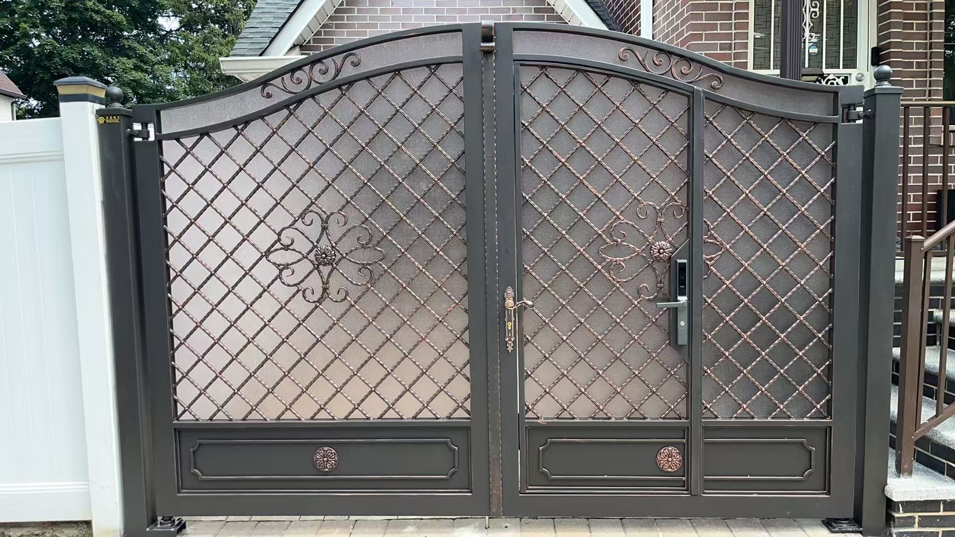 62f22bd4c4faec33e3f7ef08f5500135 — #P-0522 — GATE — Custom Iron Works by JYC Steel NYC