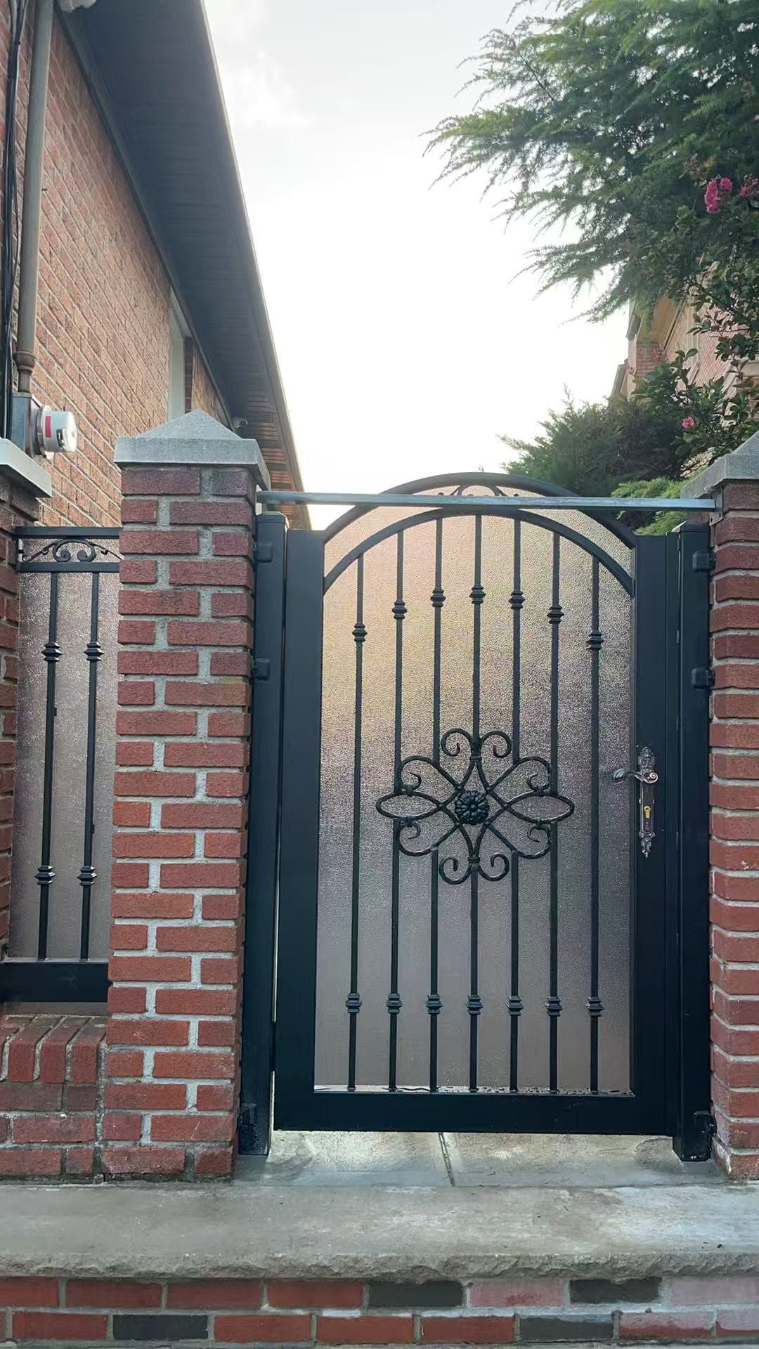 e8ce31329c76be94c495d198fee50a14 — #P-0543 — GATE — Custom Iron Works by JYC Steel NYC