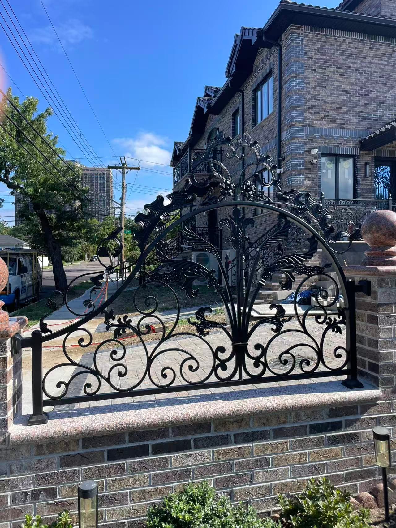 62aebb5a92875fa8b02dd40de5d35220 — #P-0581 — FENCE — Custom Iron Works by JYC Steel NYC