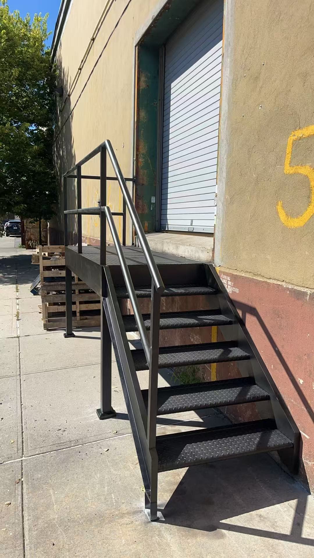 268762b4bfc7253ec9d0d6c66b51aafe — #P-0639 — STAIR — Custom Iron Works by JYC Steel NYC