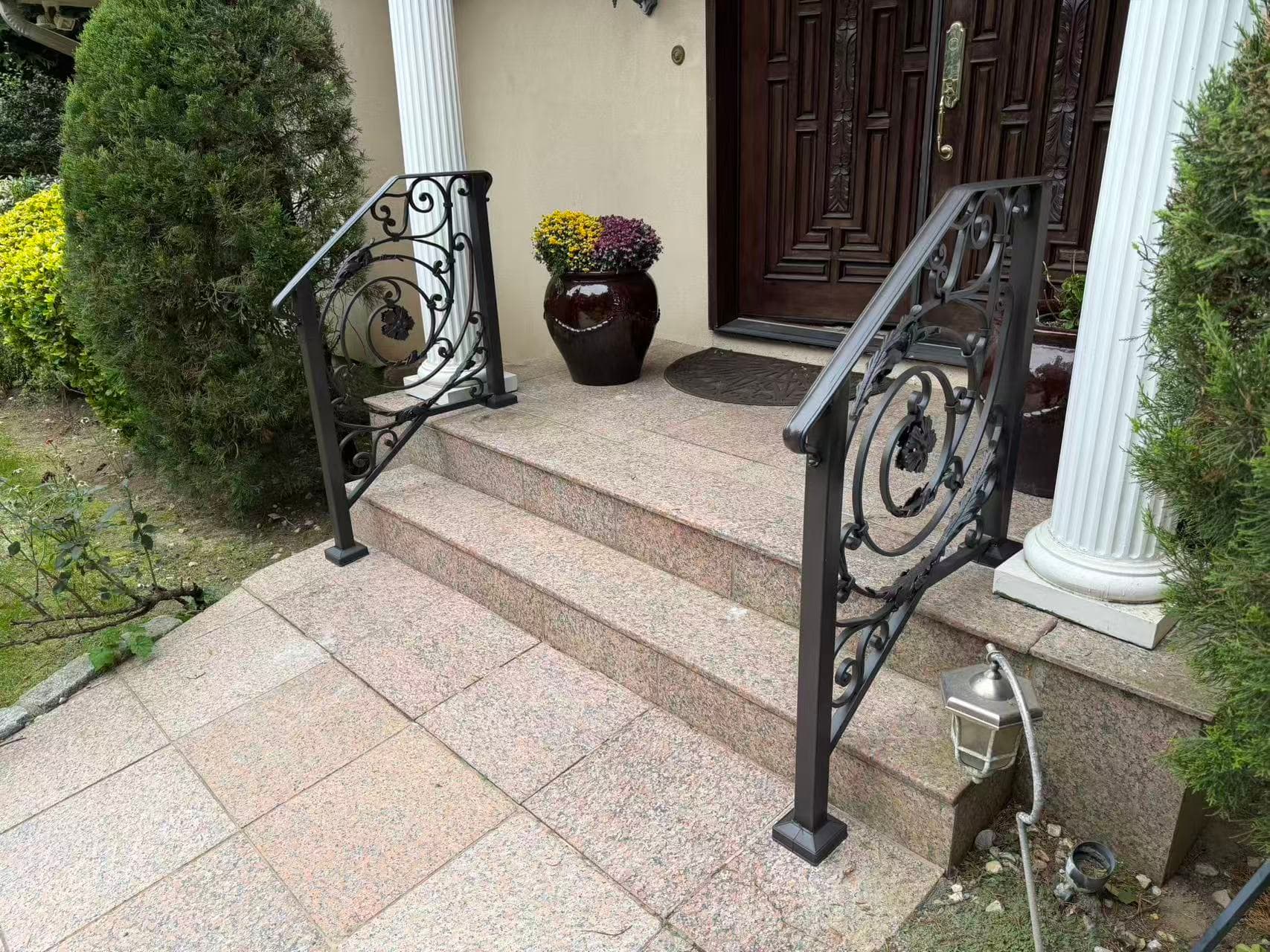 0f04ebf731b8f20043df021524c09b06 — #P-0669 — RAIL — Custom Iron Works by JYC Steel NYC